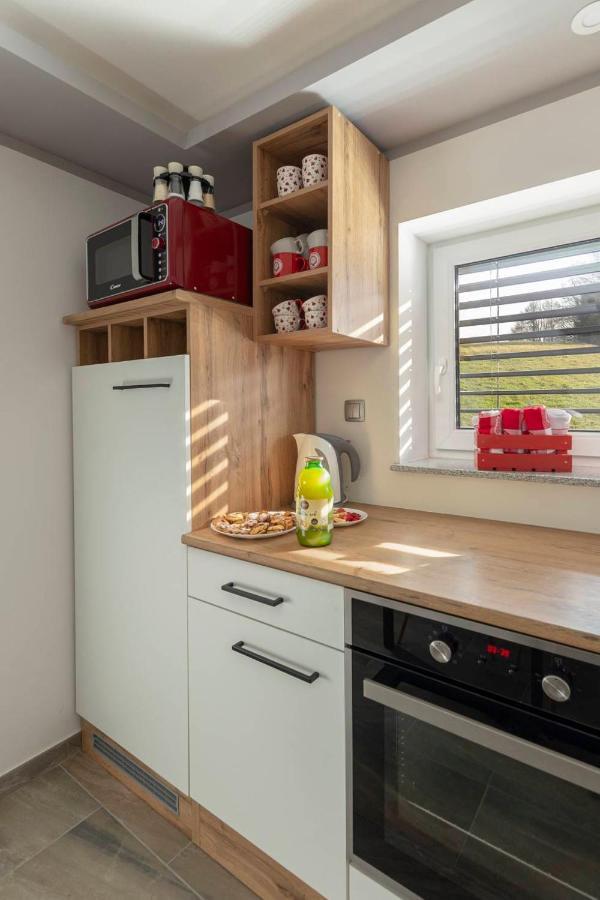 Holiday House Vikend Polzela Esterno foto