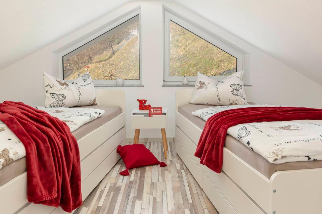 Holiday House Vikend Polzela Esterno foto